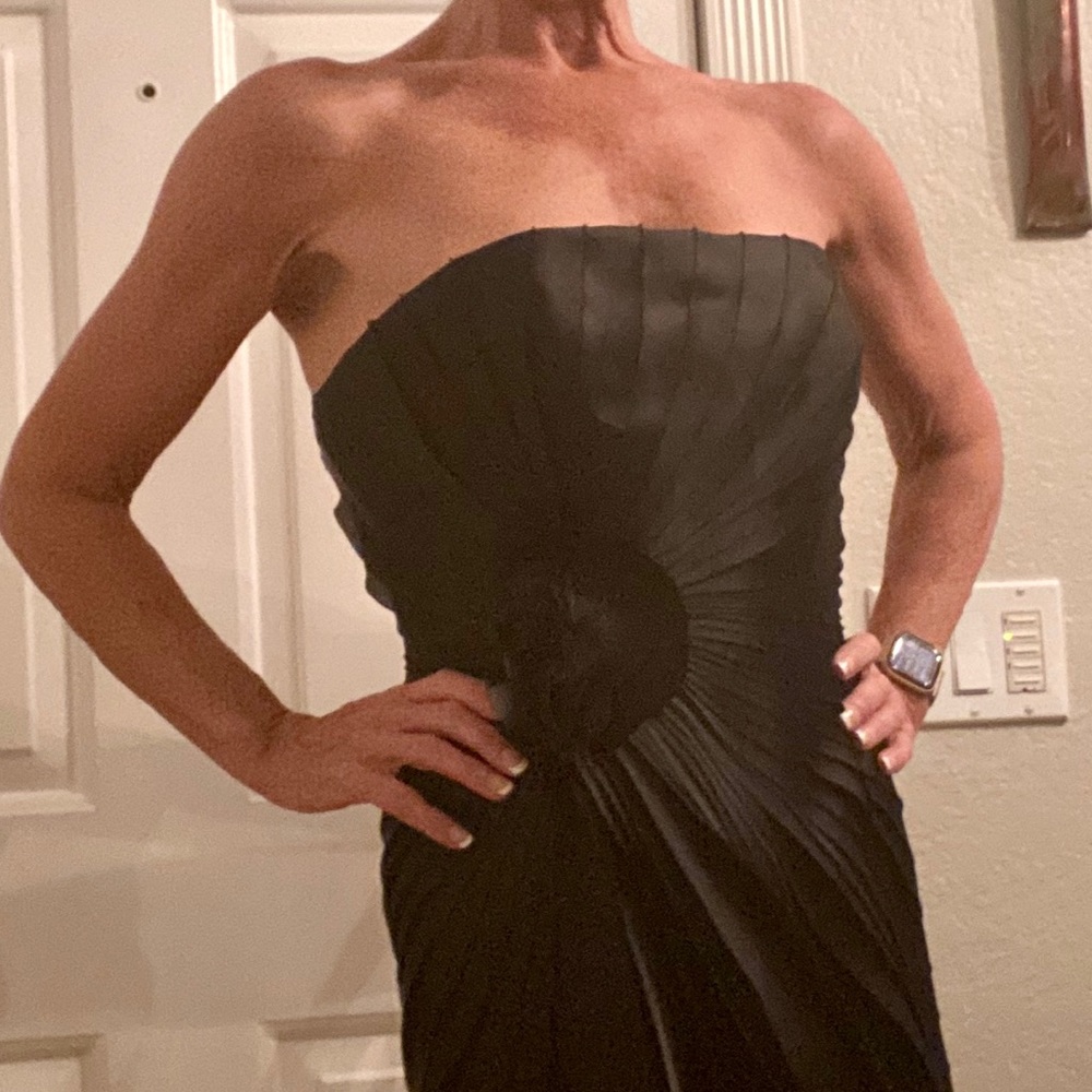 Badgley Mischka, strapless dress - size 10